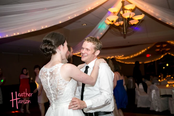 Christine&Robby_322-2.jpg