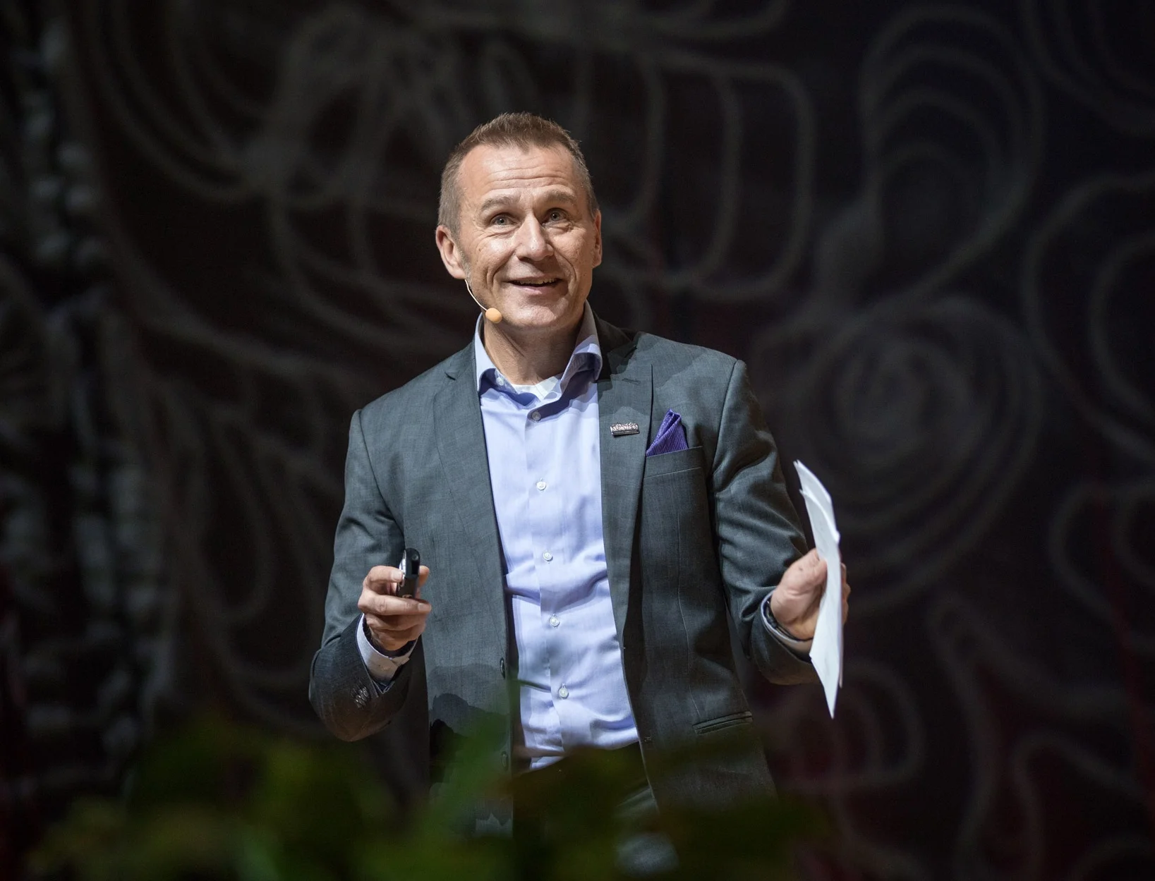 ”Koulutus on antanut uutta suuntaa ja intoa moniin juttuihin. Esimerkiksi omat tavoitteet, joita elämältäni haluan, pohjautuvat nyt tosi paljon siihen, miten vahvistan omia vahvuuksiani”, Juha Lantz kertoo.