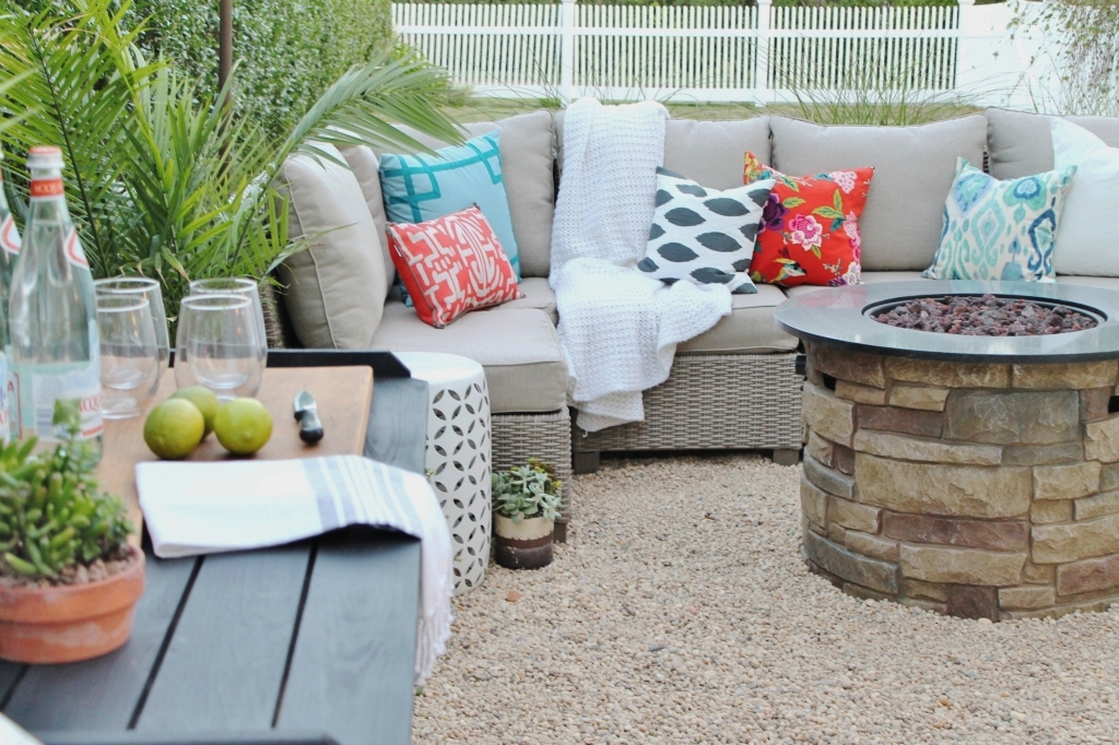 Hamptons-Inspired-Backyard-Black-DIY-Bar-Gray-Sectional-With-Bold-Outdoor-Pillows-2-1024x682.jpg