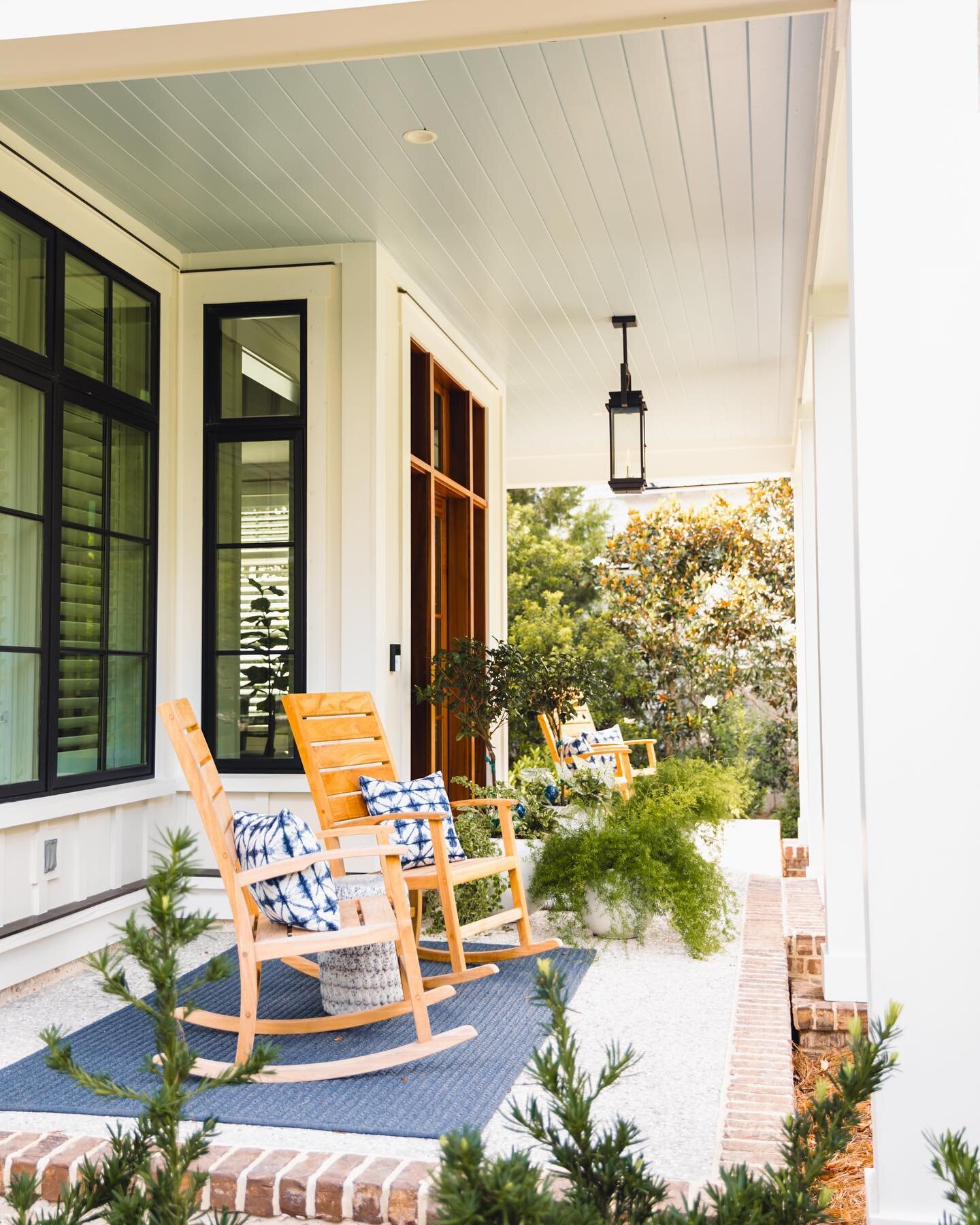 Lowcountry porches are gerogeous in every way. Every detail invites and welcomes you to come sit, rock, and stay awhile.

We love the detail in this porch. Tabby shell, tumbled brick, haint blue ceiling, and the perfect lantern. 

#frontporch #tabbys