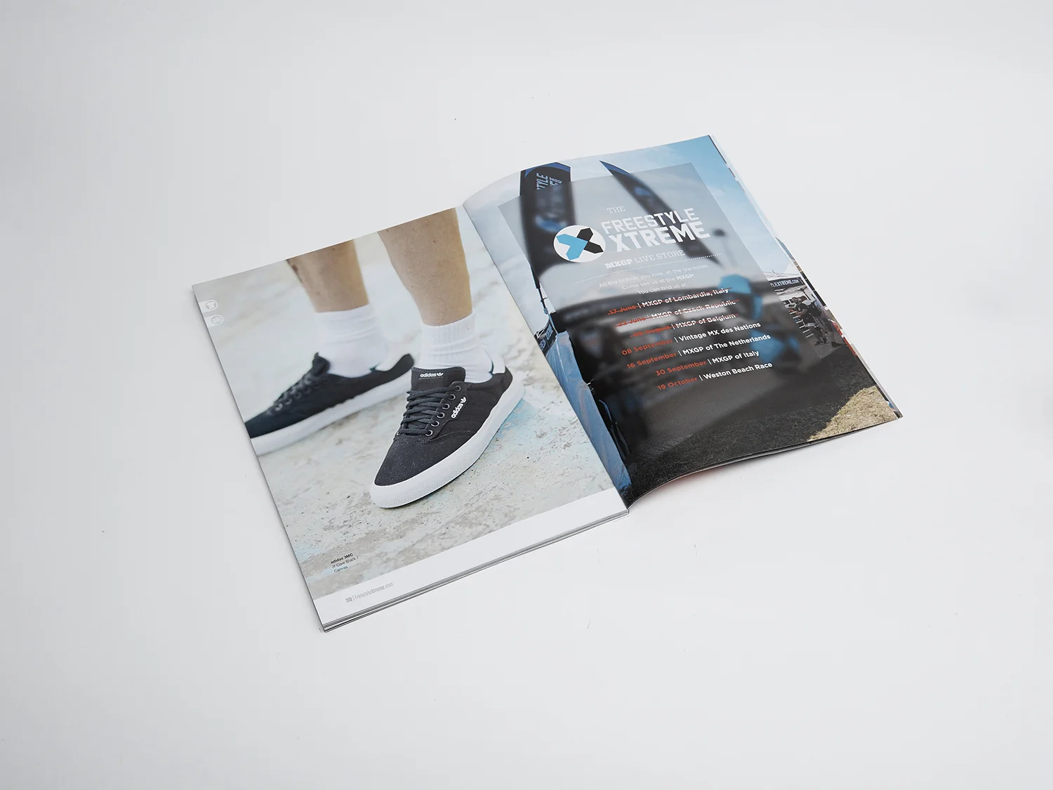 Coffes and Magazine64212.jpg
