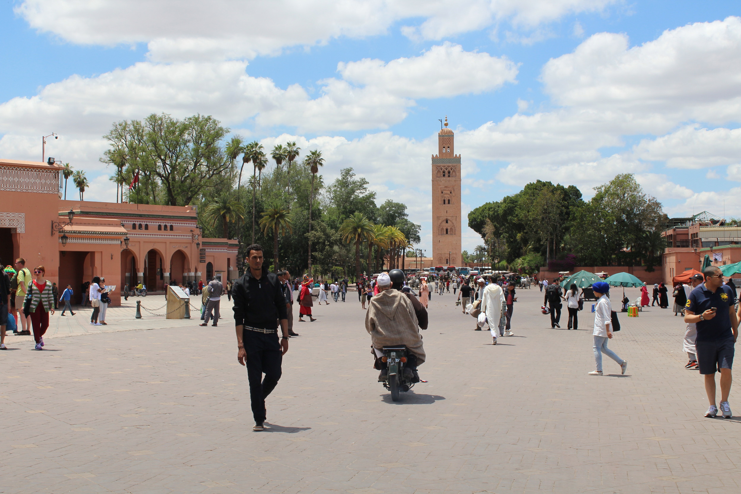 Jemaa el fnaa square - Photograph by Lauren Martin