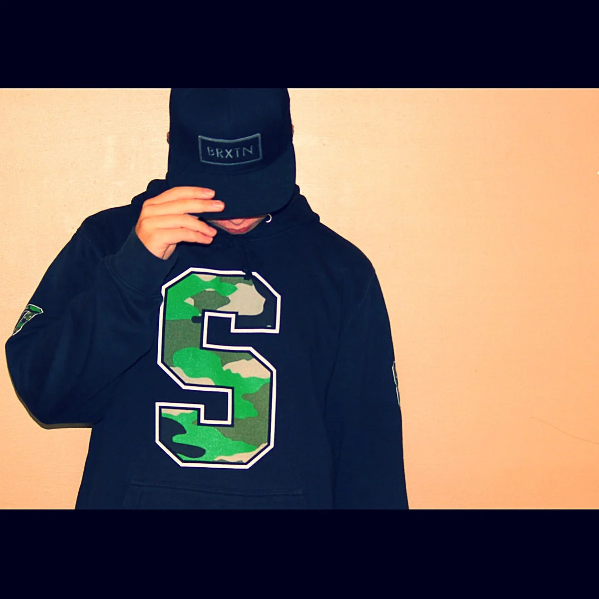 Listen to Posion Me by Thirty Mil.