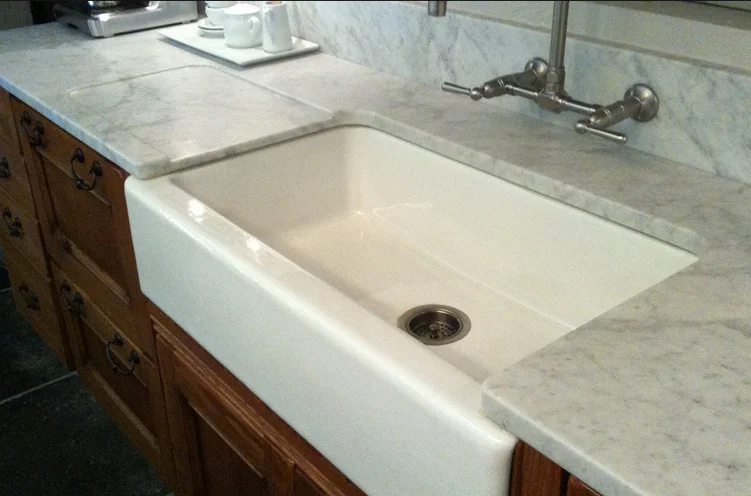 farmhousesink.jpg