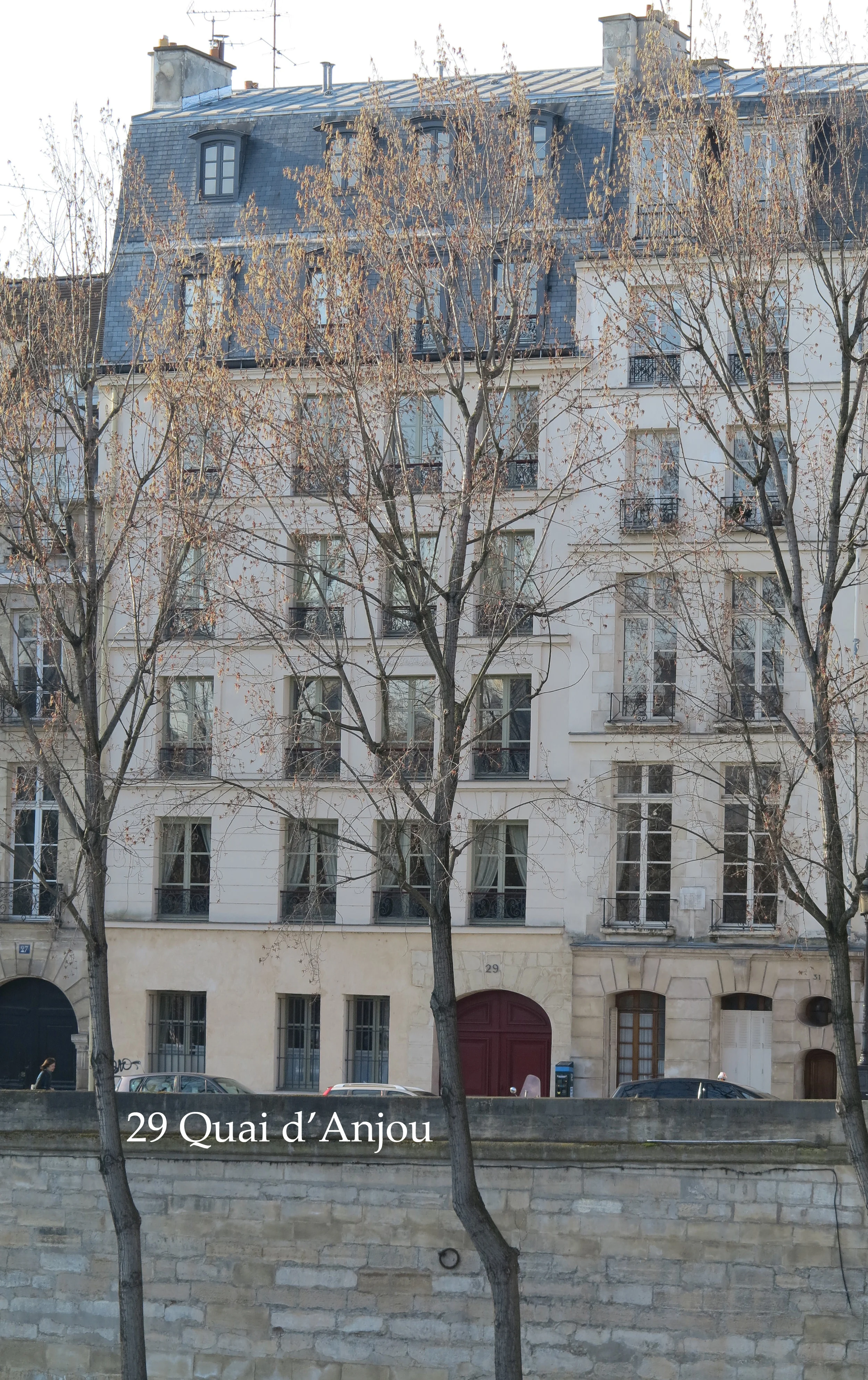 Facade-001[1].jpg