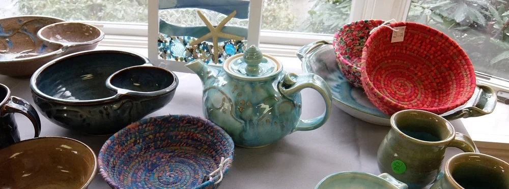 Holiday &amp; Small Works Sale