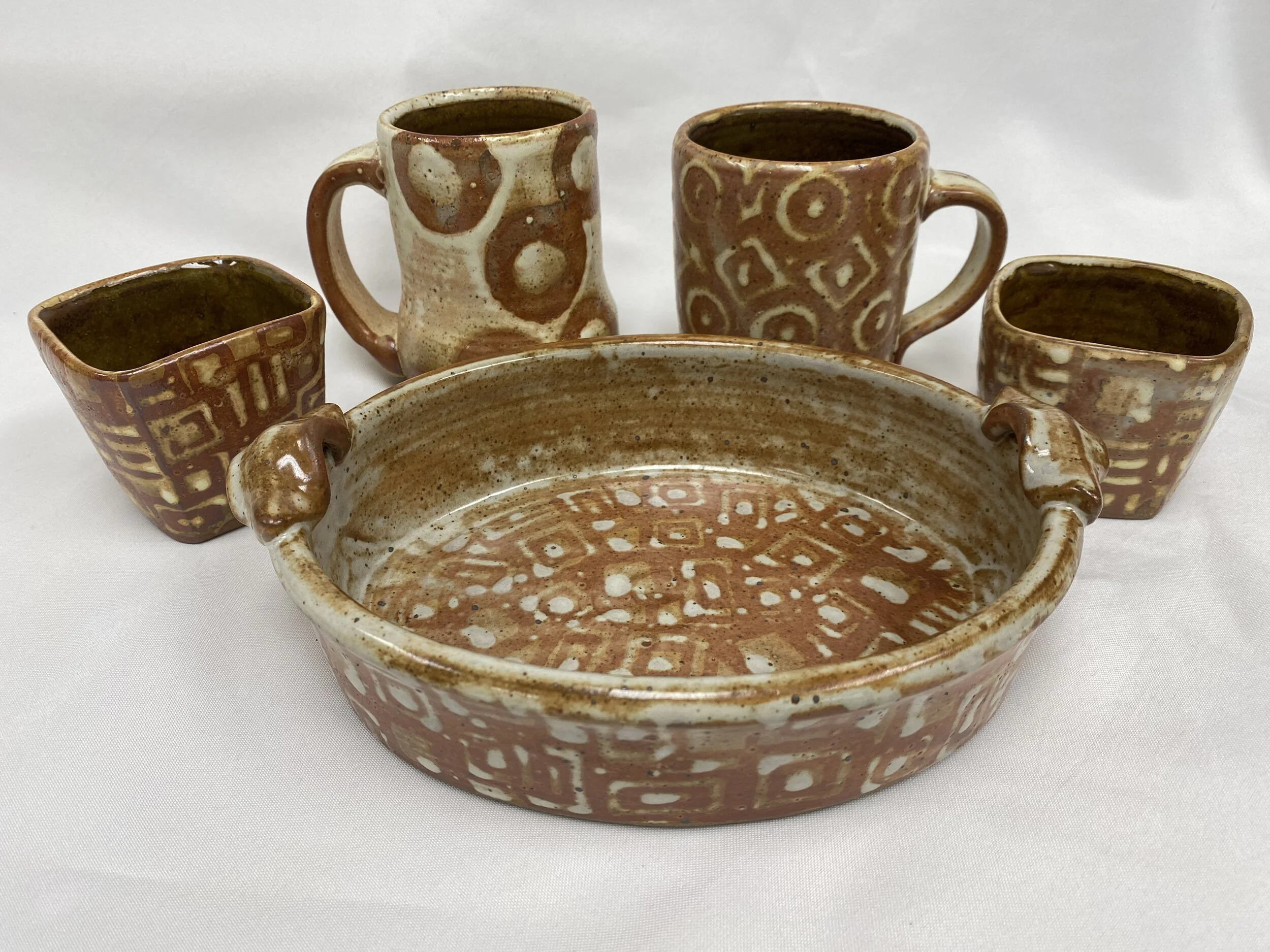 Paul Wisotzky- 2 Mugs, 2 square cups & oval tray $225