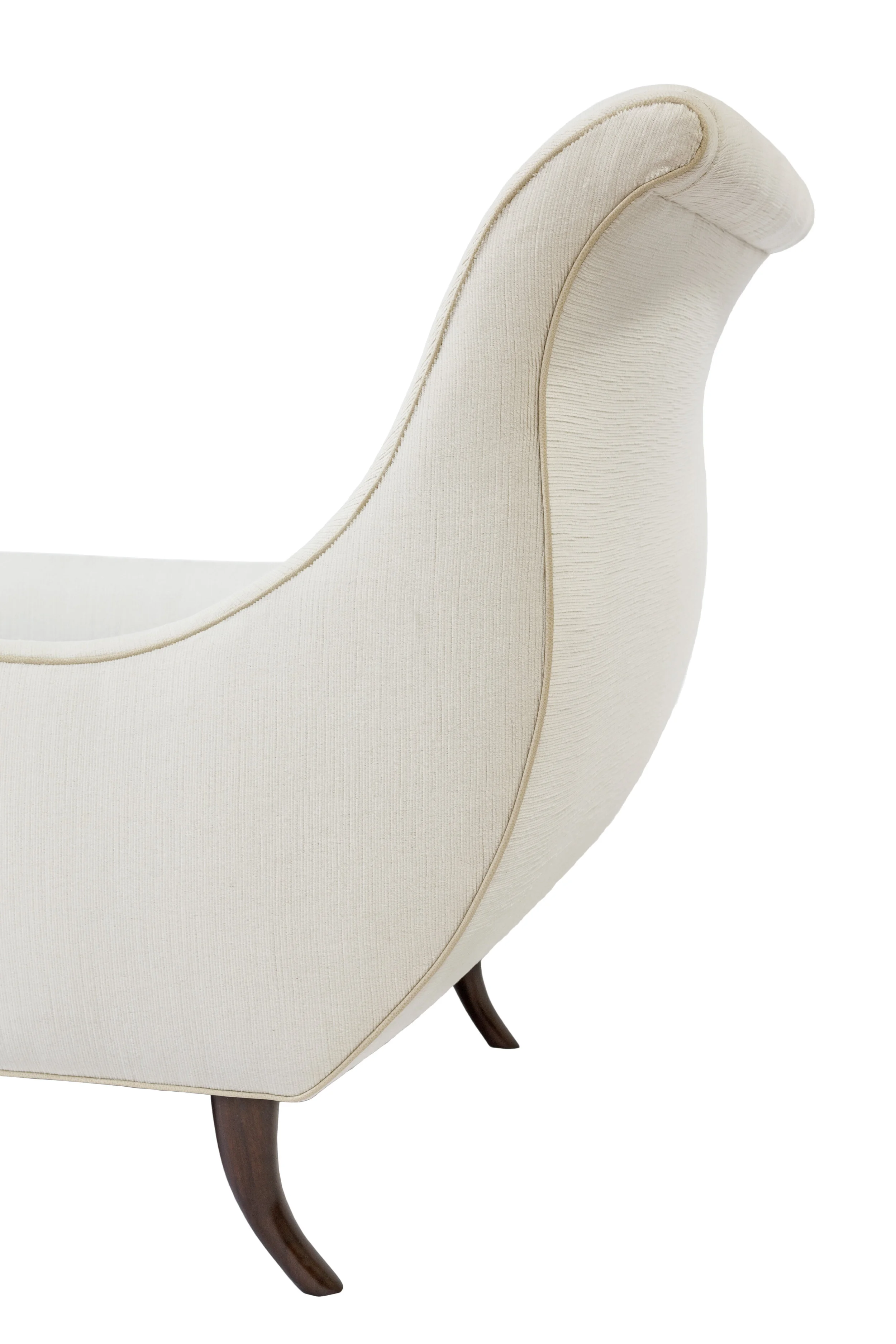 Patou Chaise Close2.jpg