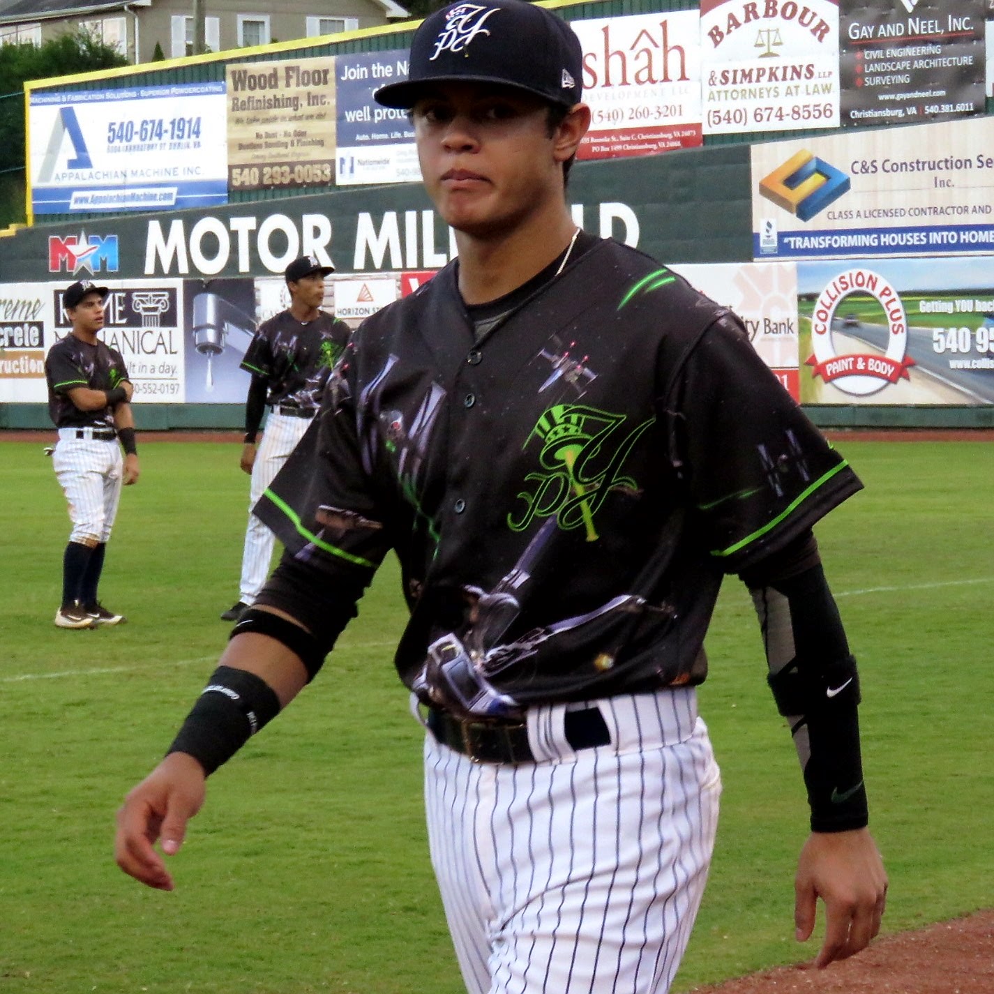 custom baseball jerseys