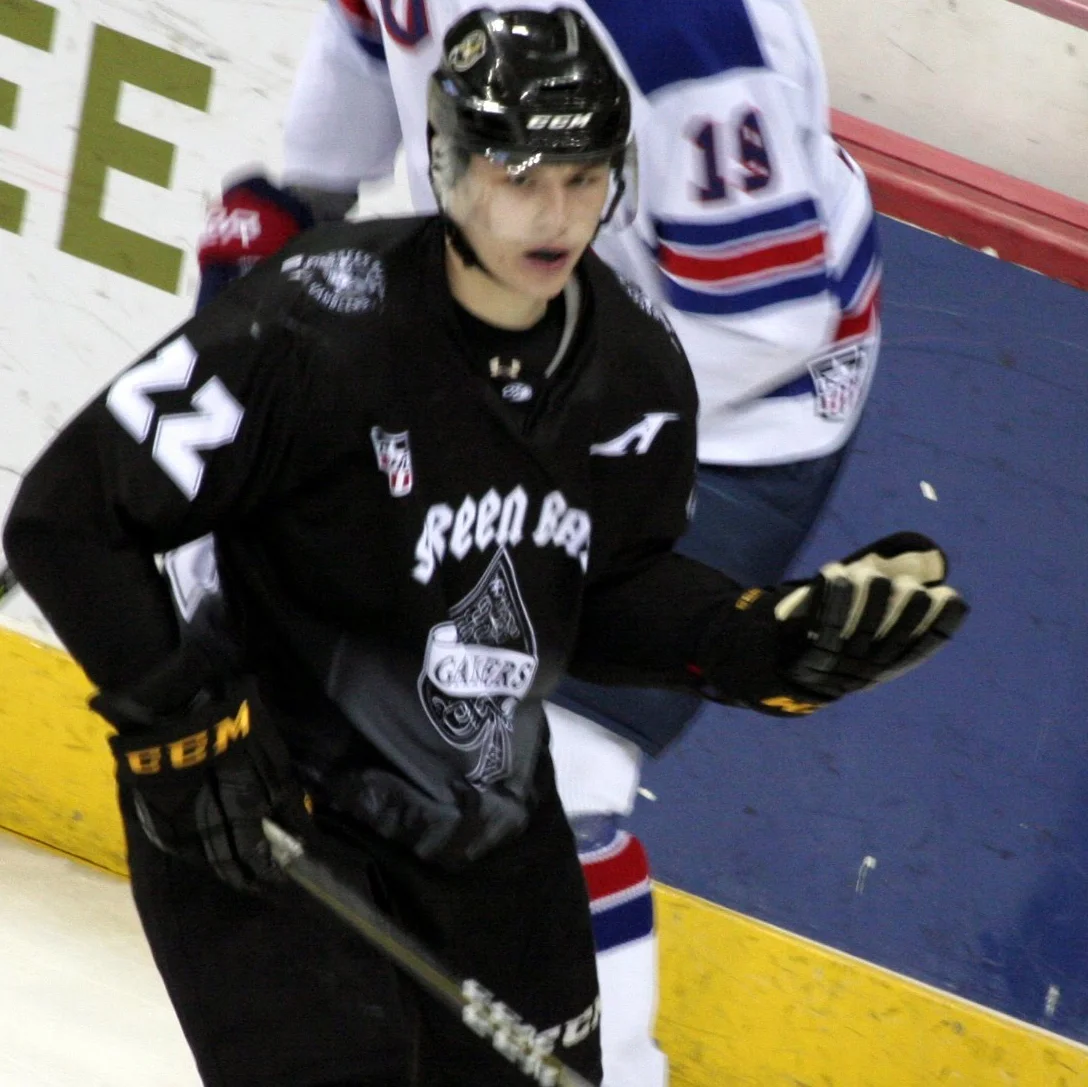 custom hockey uniforms
