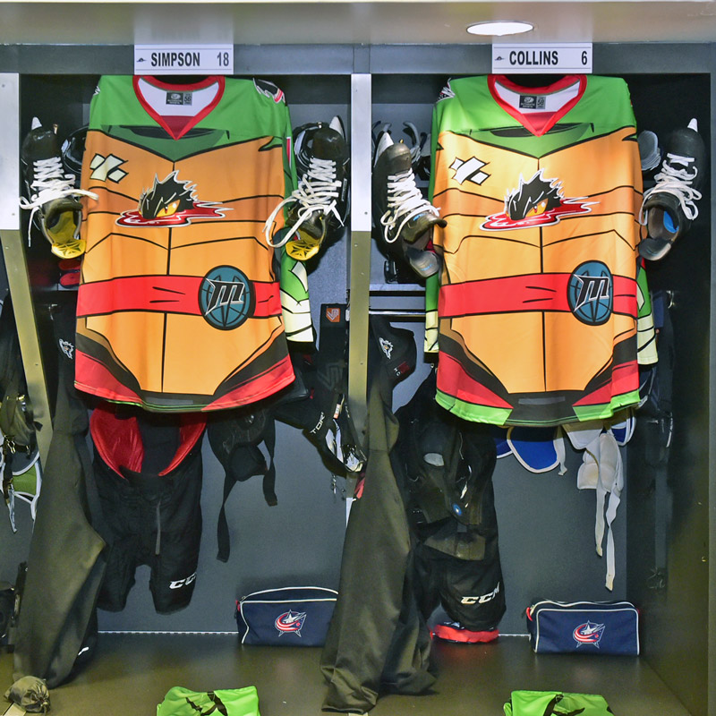 custom hockey uniforms