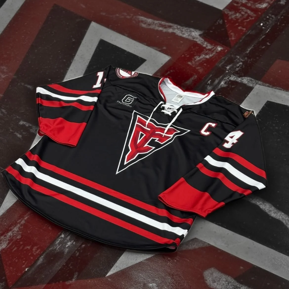 New threads for a new era

📸 @twincitytbirds