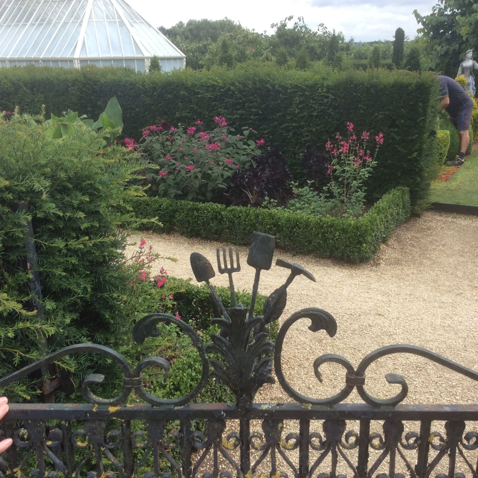 Eythrope gardens