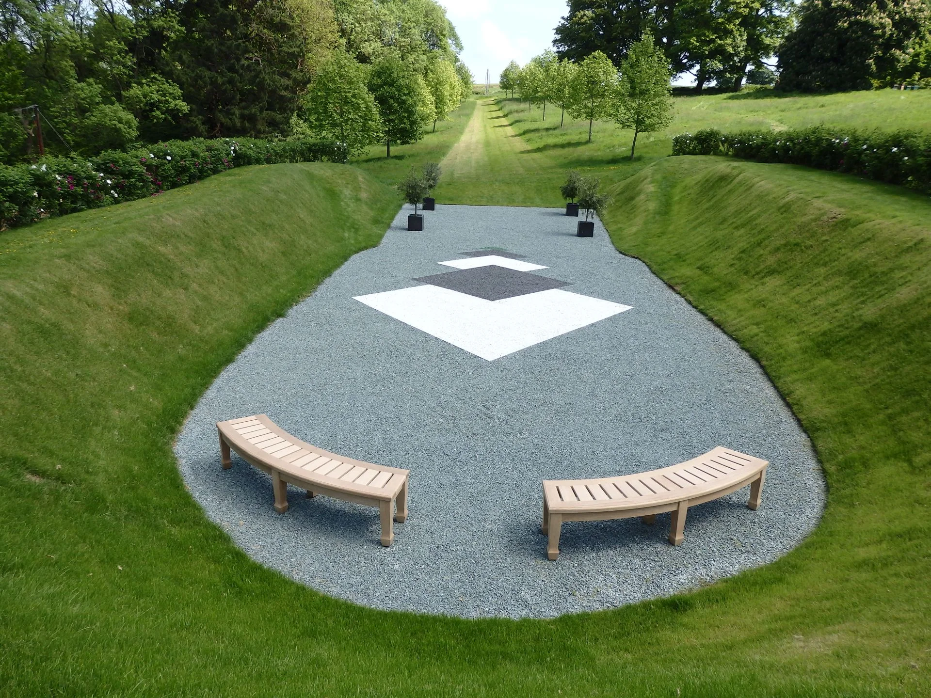 Nicky Hodges' benches