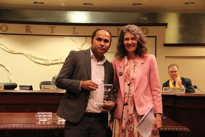 Som Nath Subedi, Parks for New Portlanders manager, accepting a 2015 Spirit of Portland award with Commissioner Amanda Fritz. To find out more about how you can get involved, contact Som Nath Subedi at som.subedi@portlandoregon.gov or visit the program’s website .