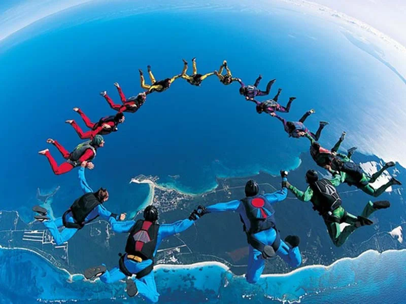 Group Skydiving 2.jpg