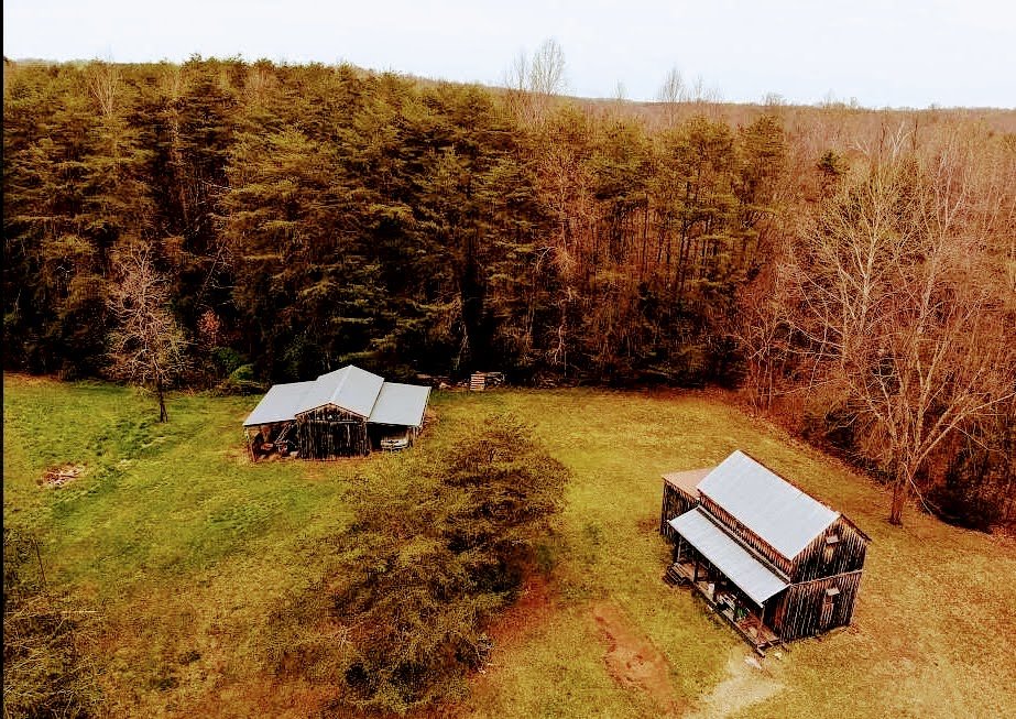 cabin and barn photo.jpg