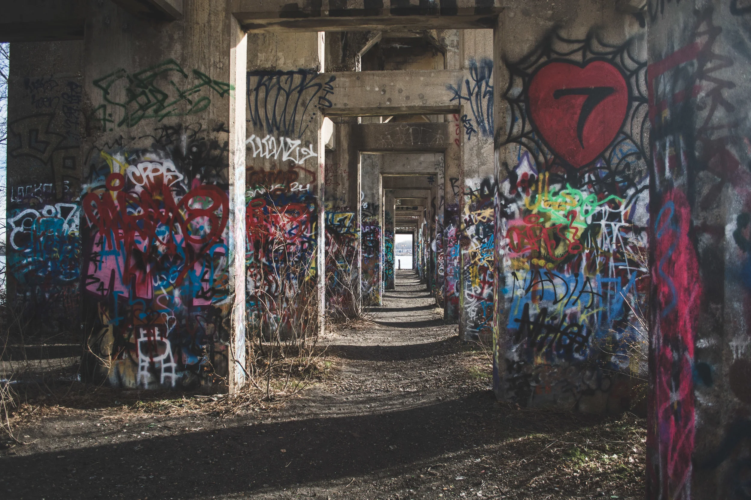 Grafitti Pier-7.jpg