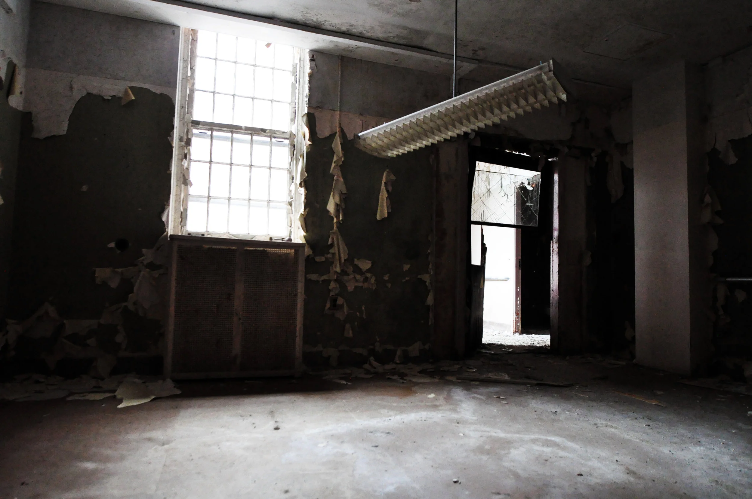 window3.jpg