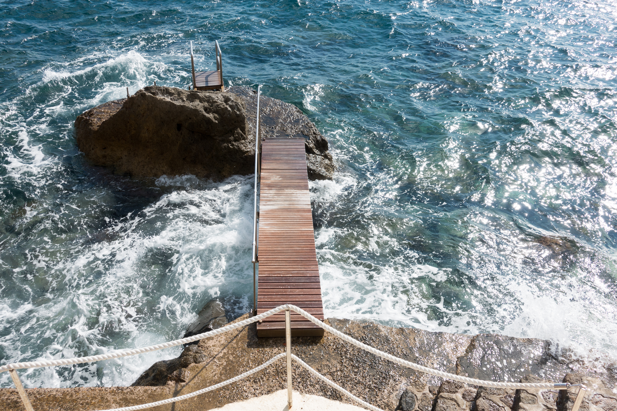 Alex secretly rented a boat for the day. It picked us up on this cool dock.