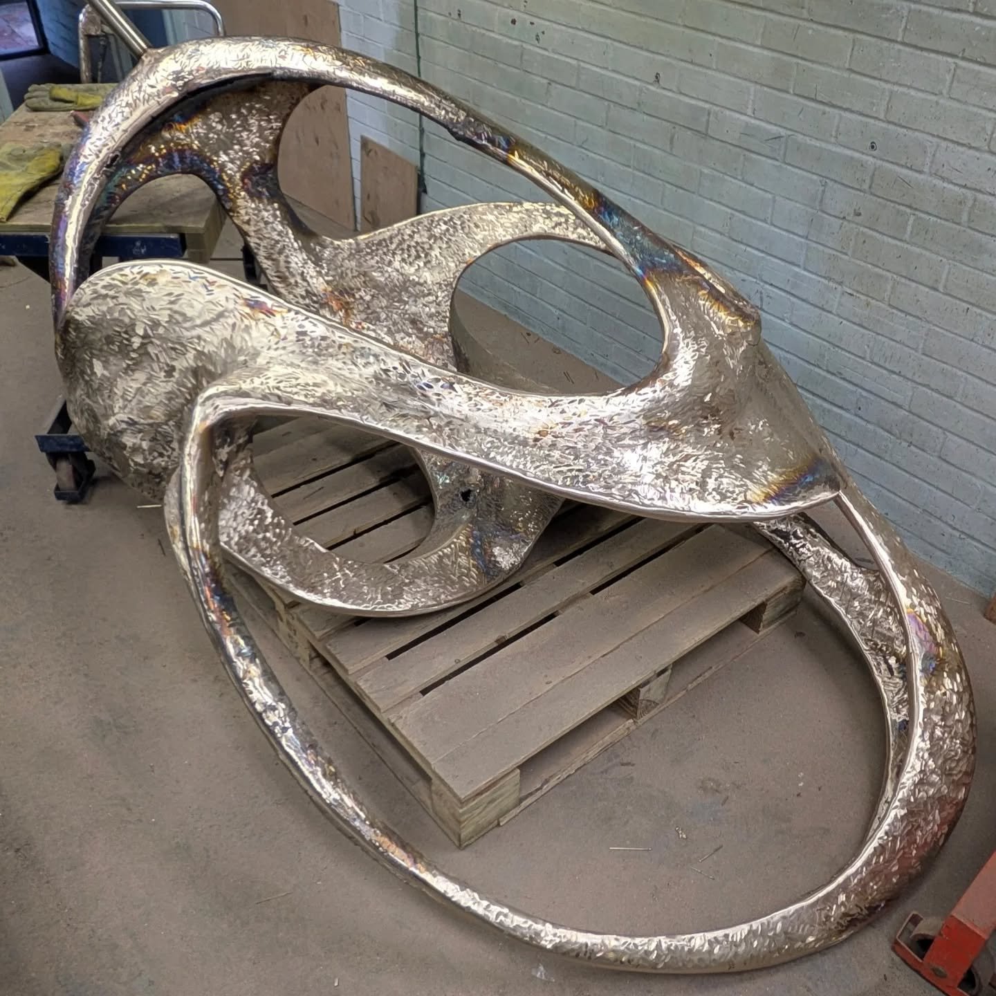 Latest commission.

Single-Edition Bronze : Unique sculptures, handcrafted for the interiors and exteriors of tomorrow.  Handmade in the UK and shipped worldwide.

Commission Enquiries 

Email > Jack@jackeagan.com 
Website > www.jackeagan.com
M