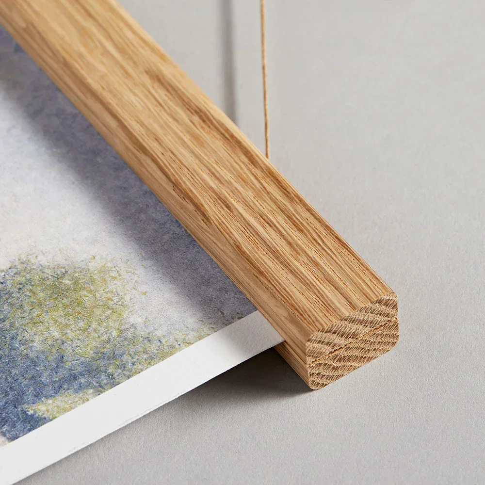 poster-hanger-in-natural.webp