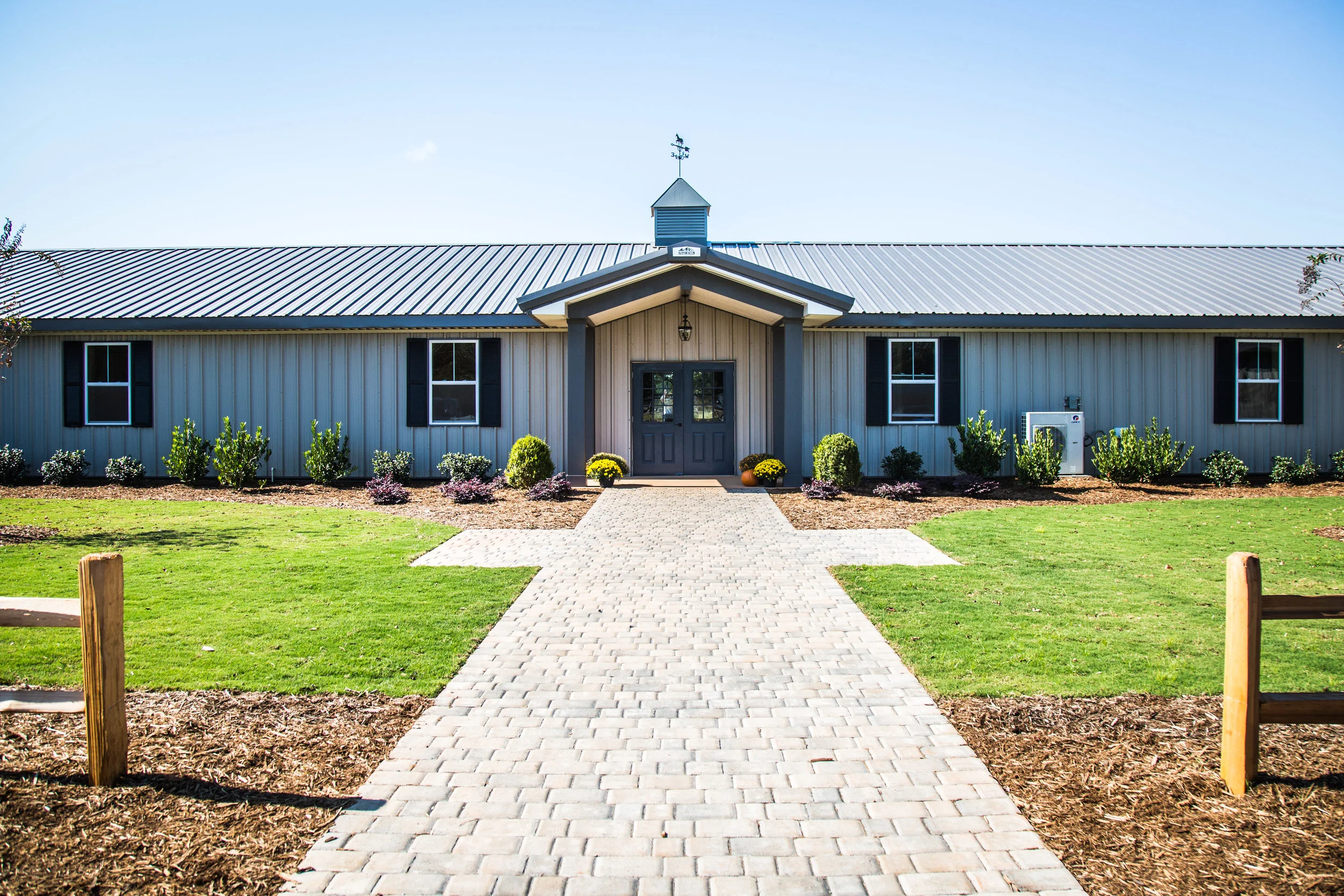 Pecan-Lane-Farm-3-2.jpg