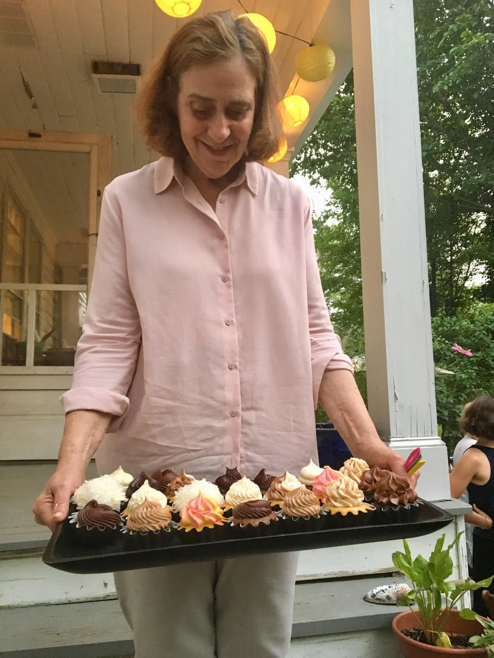 Molly holding my cupcakes in Rennsalearville.jpg