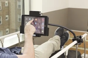 tablet+mount+for+hospital+beds (2).jpeg