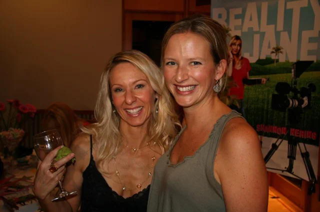 Heather (foodie phenom), Andrea (tri-athlete phenom)