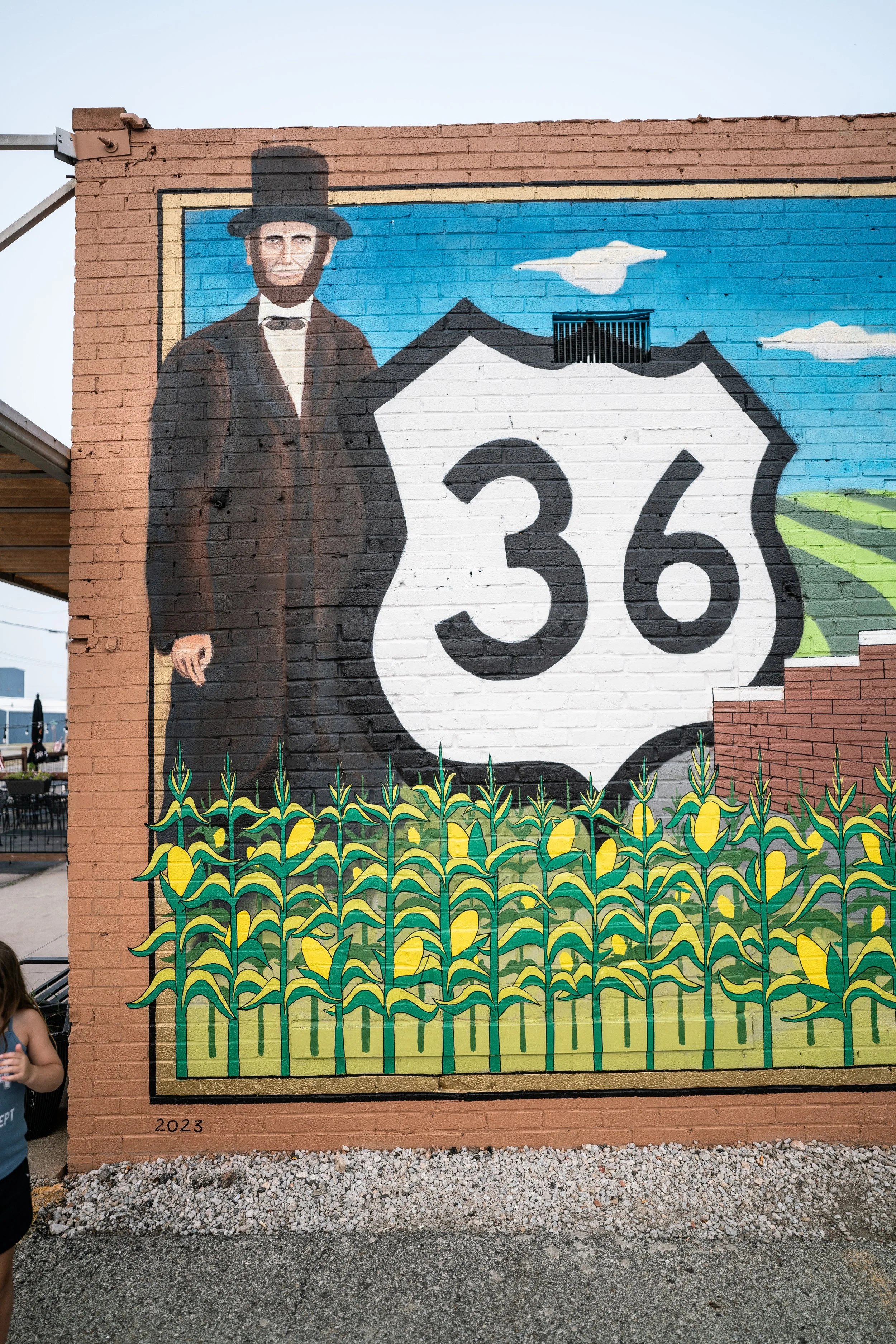 Pops Place Mural for VIDEO-11.JPG