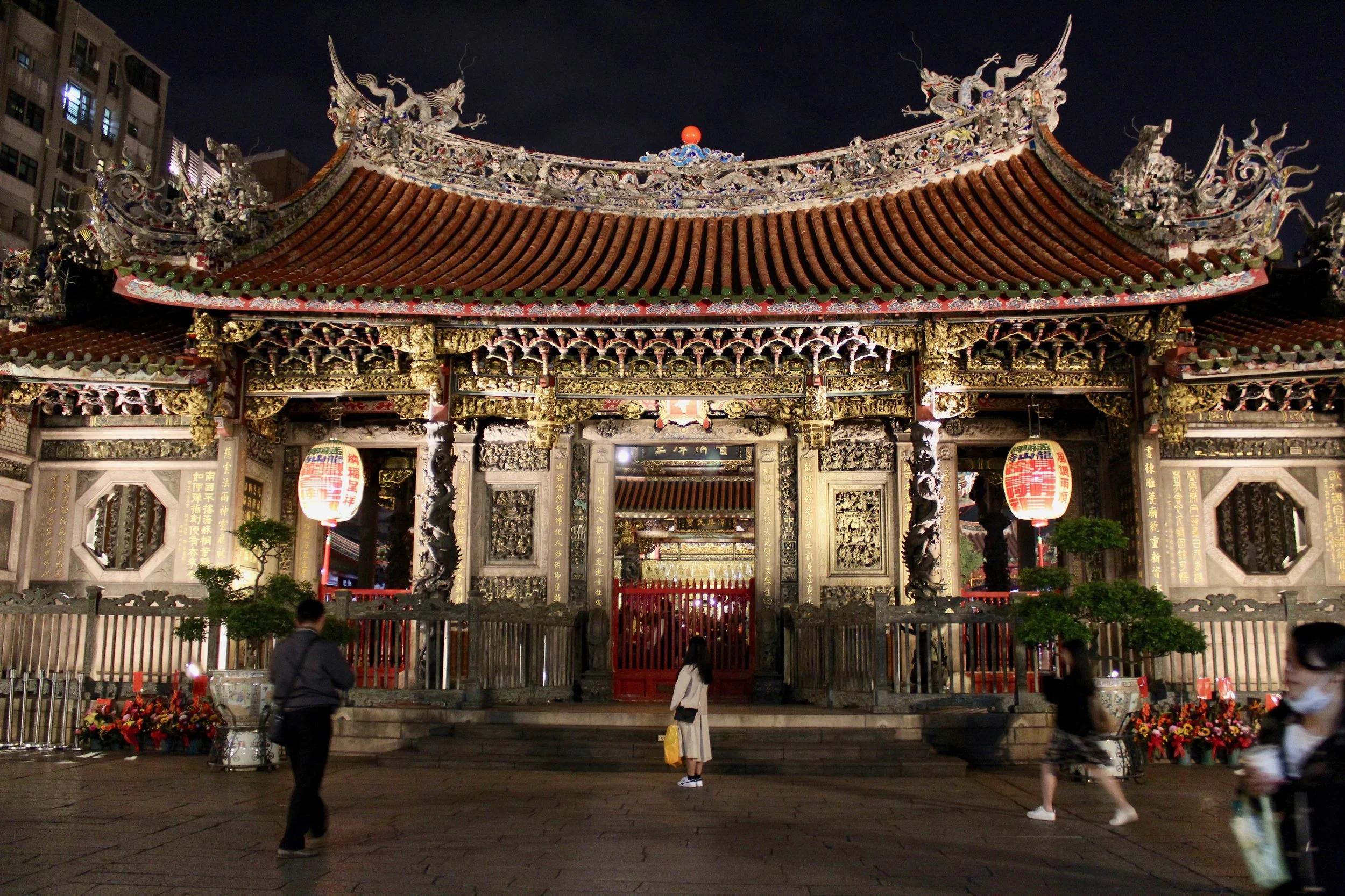 Longshan Temple.