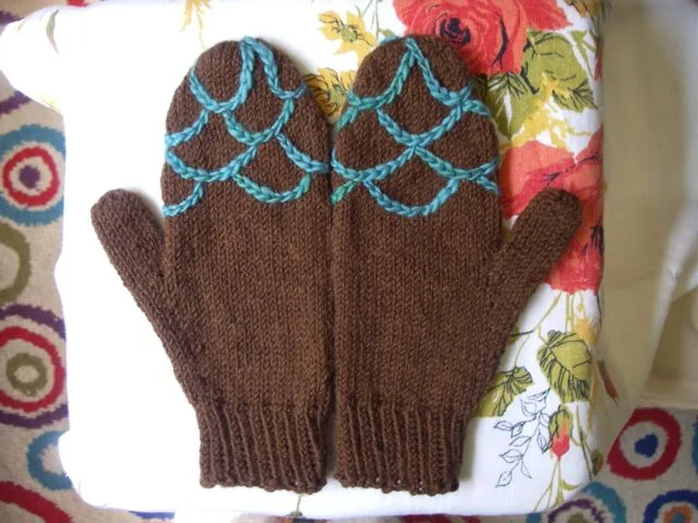 Brown and Blue Loopy Mittens (2005)