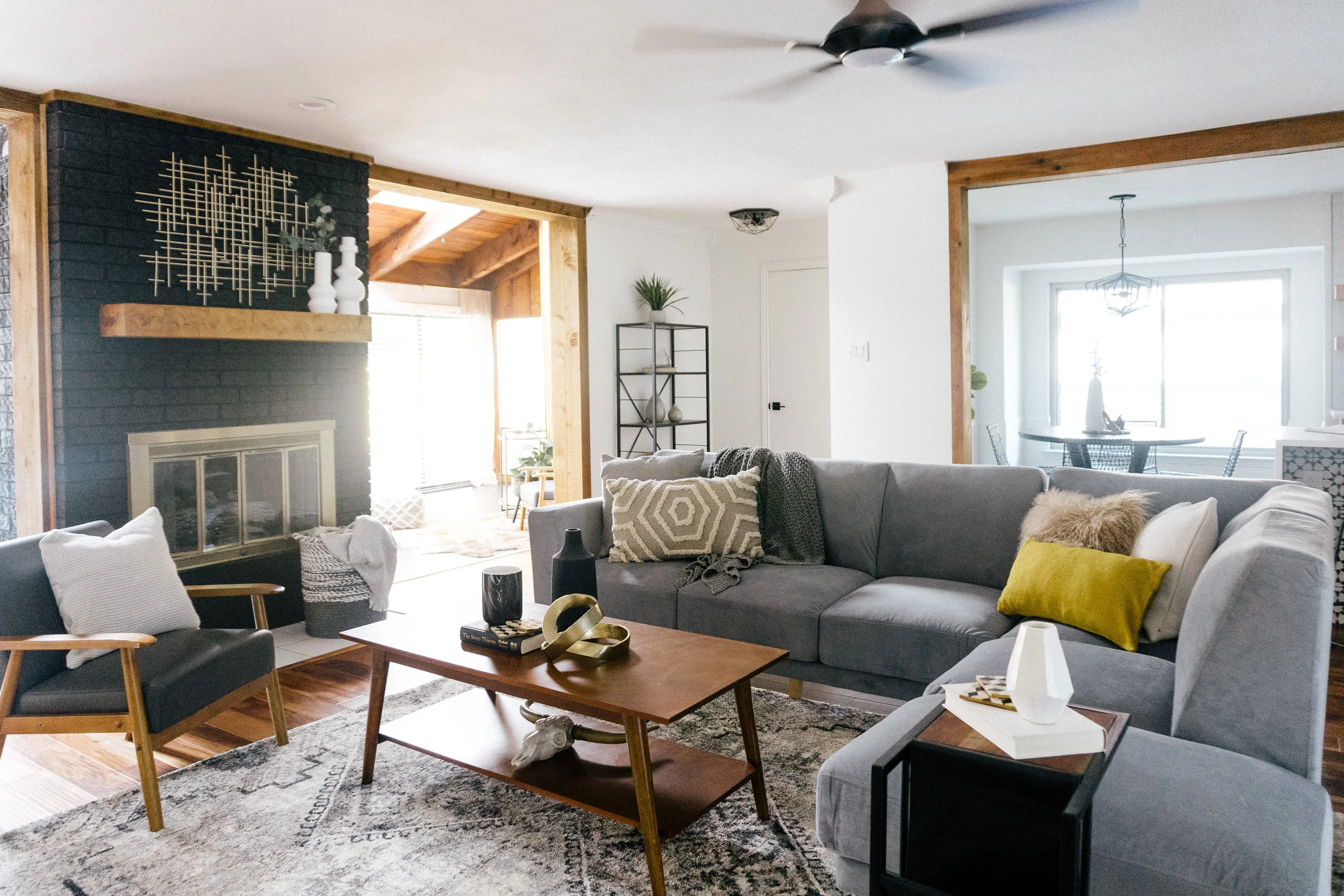 Source: Mantle Wall Décor | Accent Chair | Coffee Table | Rug via Loloi Rugs