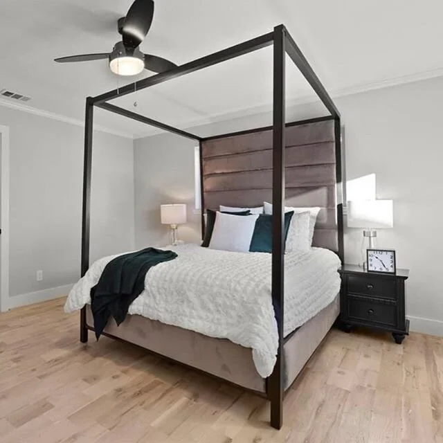 Dreamy&mdash;We are currently obsessed with the modern 4 poster canopy bed trend. 
Home designed by JFamily Custom Homes
.
.
.
#posterbed #canopybed #modernbedroom #modernbed #hollywoodglam #glambedroom #bedroomtrends #bedroomgoals #dallasinvestor #c