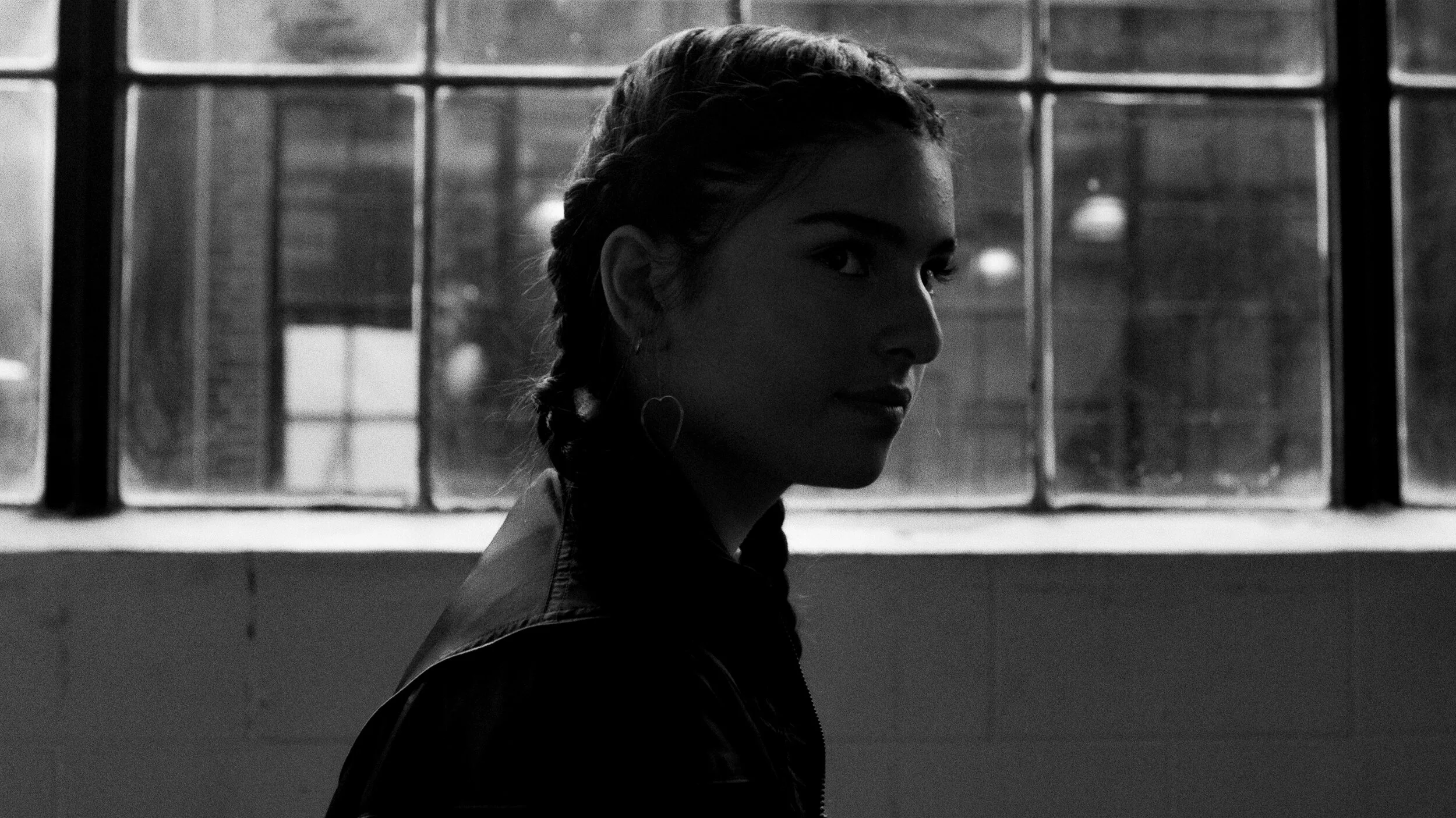 Ren_Black-white (10 of 10).jpg