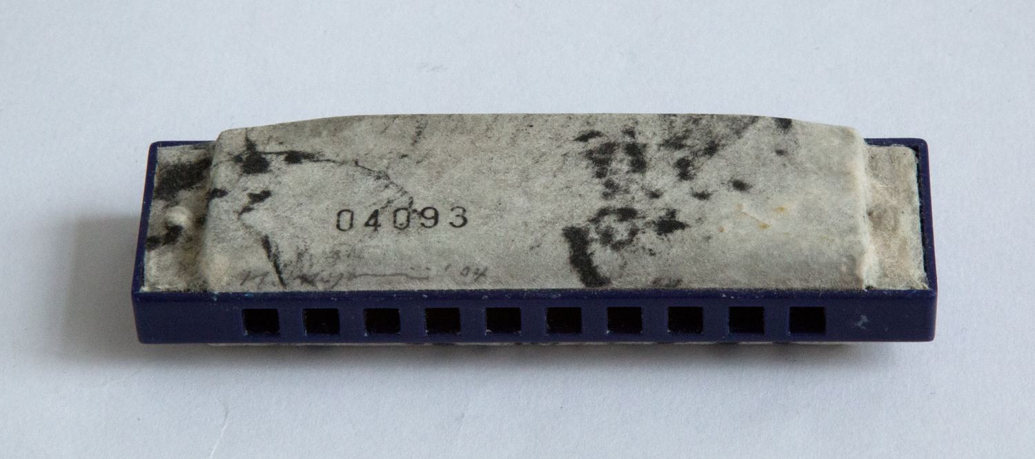 2004_harmonica4093.jpg