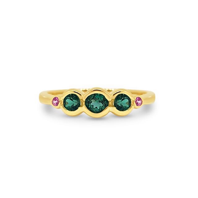 Known to bring luck and healing properties to its owner, emeralds have been a long sought after gemstone the world over.⠀⠀⠀⠀⠀⠀⠀⠀⠀
⠀⠀⠀⠀⠀⠀⠀⠀⠀
In this ring, we have set three emeralds with two pink sapphires in yellow gold. ⠀⠀⠀⠀⠀⠀⠀⠀⠀
⠀⠀⠀⠀⠀⠀⠀⠀⠀
We believ