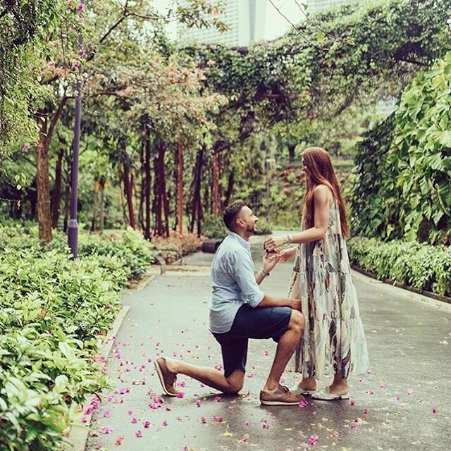 The very moment our client, Adam @adamsubdar , got down on one knee to propose to the beautiful Emma @emmainstagram89 !

Such an elaborate and well planned proposal.

Adam chose a sparkling pear shaped diamond from a suite of diamonds and had a ring 