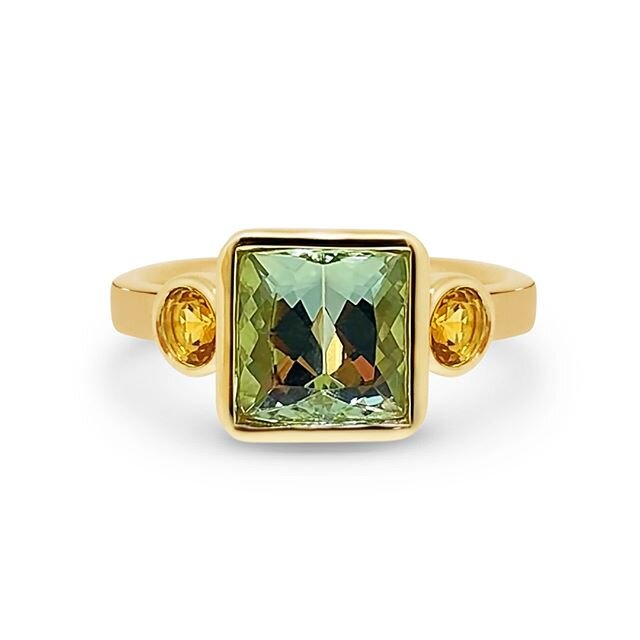 Custom handmade tourmaline and citrine ring which now resides in New Zealand with @fristamaree⠀⠀⠀⠀⠀⠀⠀⠀⠀
⠀⠀⠀⠀⠀⠀⠀⠀⠀
⠀⠀⠀⠀⠀⠀⠀⠀⠀
#brisbane #brisbanejeweller #brisbanejewellerdesigner #custommade #handmade #greenandgold #trilogy #colourfulring #ringinspo #