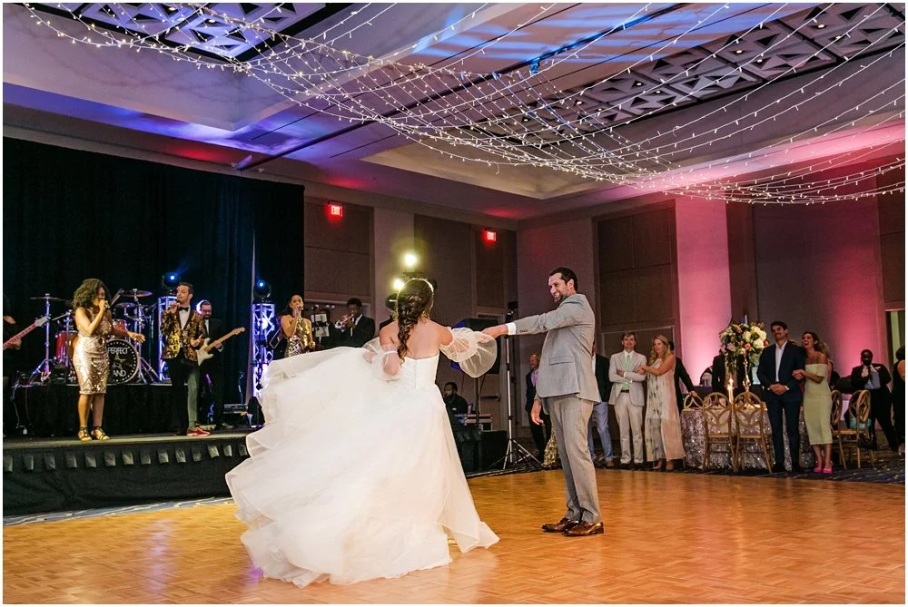 virginia_beach_marriot_oceanfront_wedding00165.jpg