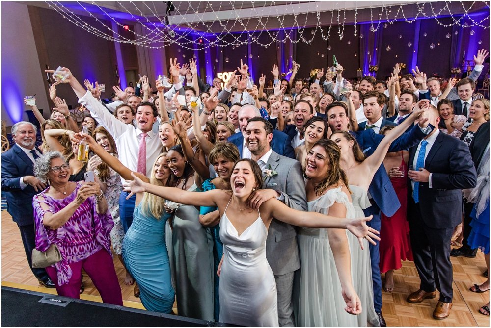 virginia_beach_marriot_oceanfront_wedding00212.jpg