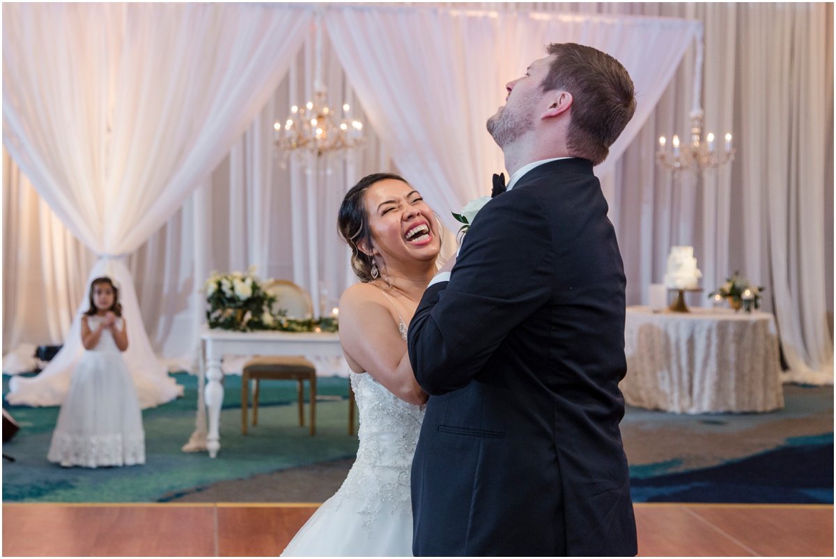virginia_beach_hilton_oceanfront_wedding_00124.jpg