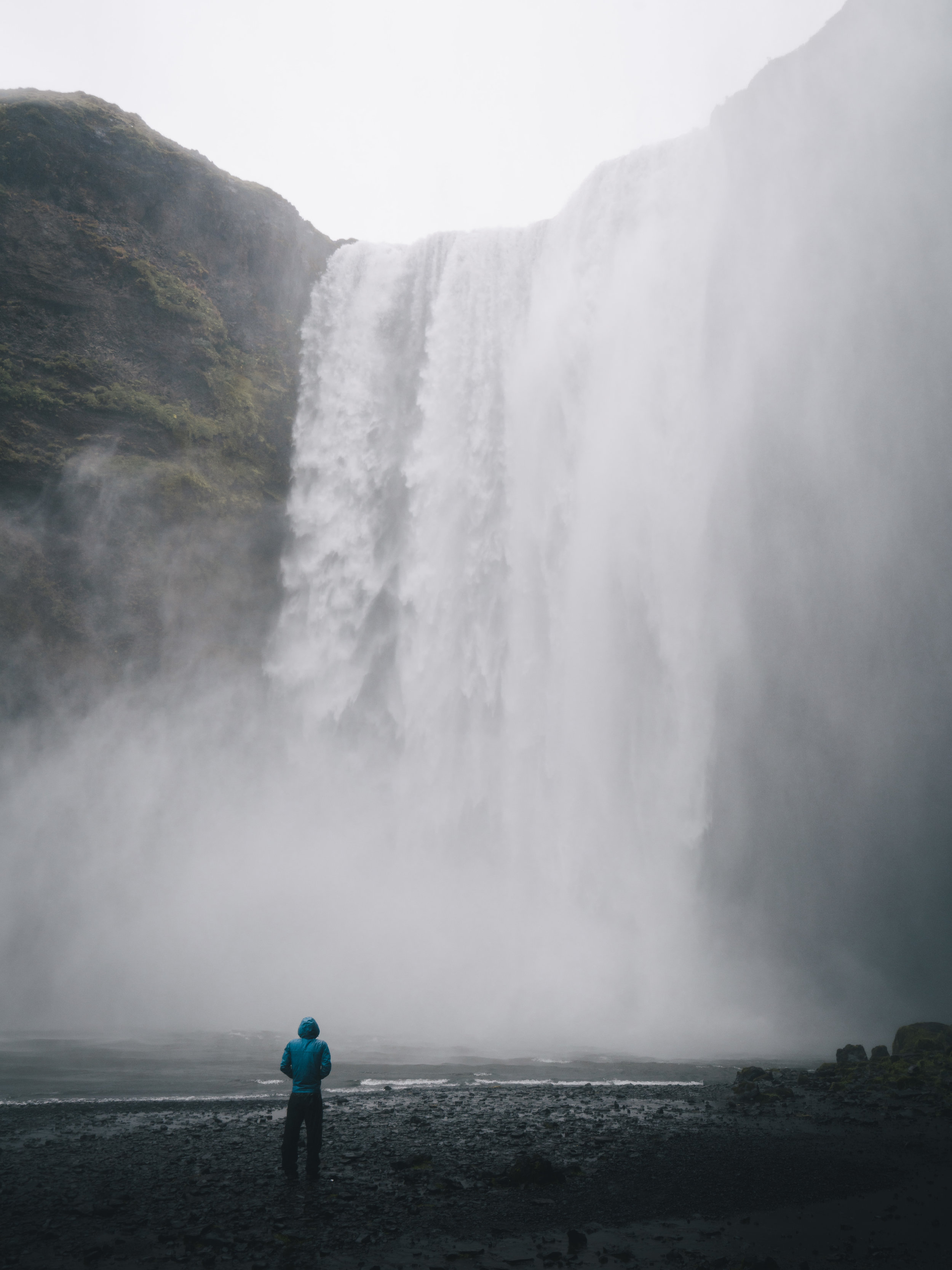 Iceland_Skogafoss.jpg