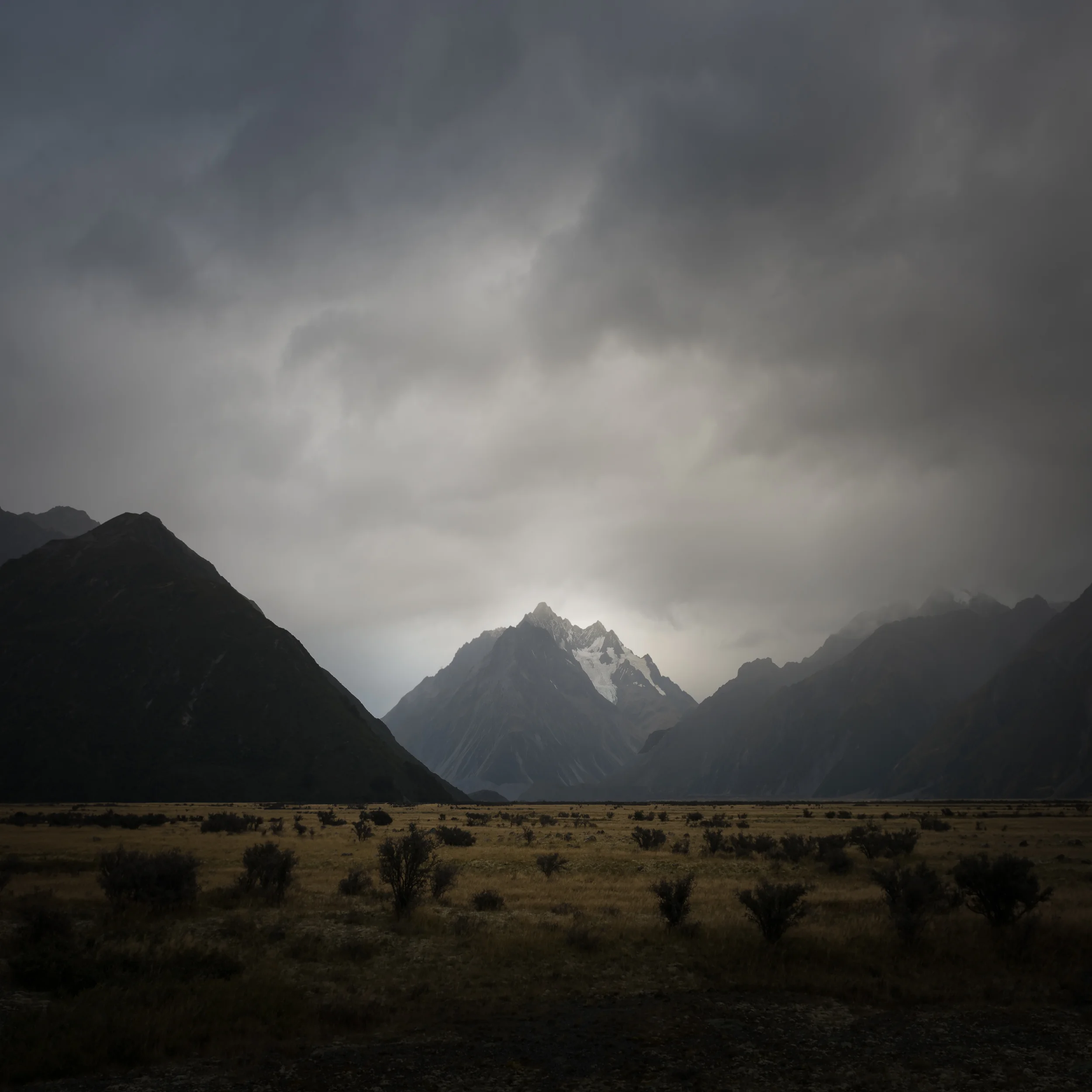 Mount Hutton - Aoraki National Park