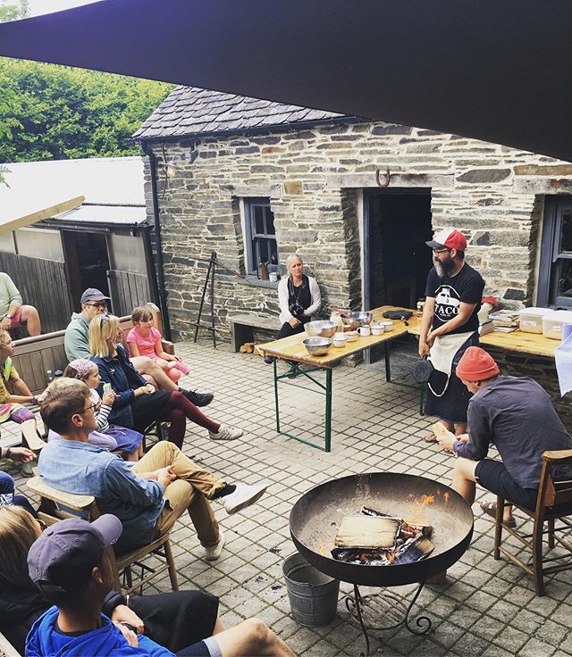 Bread, Beer, Fire 🔥 
Our favourite @evilgordon @bread.beer.fire will be sharing his stories of baking, fire and beer with us during #week2 #fforestgather