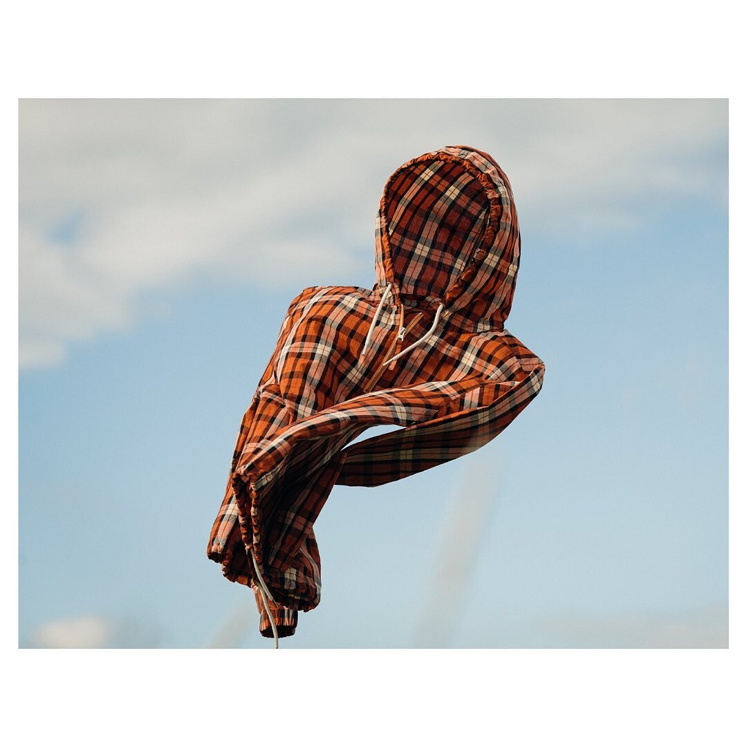 More from Air Drop, the @albamclothing #springsummer2021 campaign. Flying high etc

#mensstyle #fashionphotography #stilllife #floating #jethromarshall