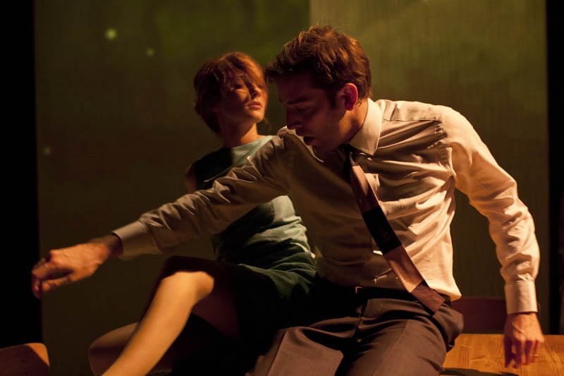 Leanne+Rowe+(Magaret)+and+Edward+Bennett+(William)+2+in+Frantic+Assembly's+Lovesong+(Credit+-+Johan+Persson).jpg