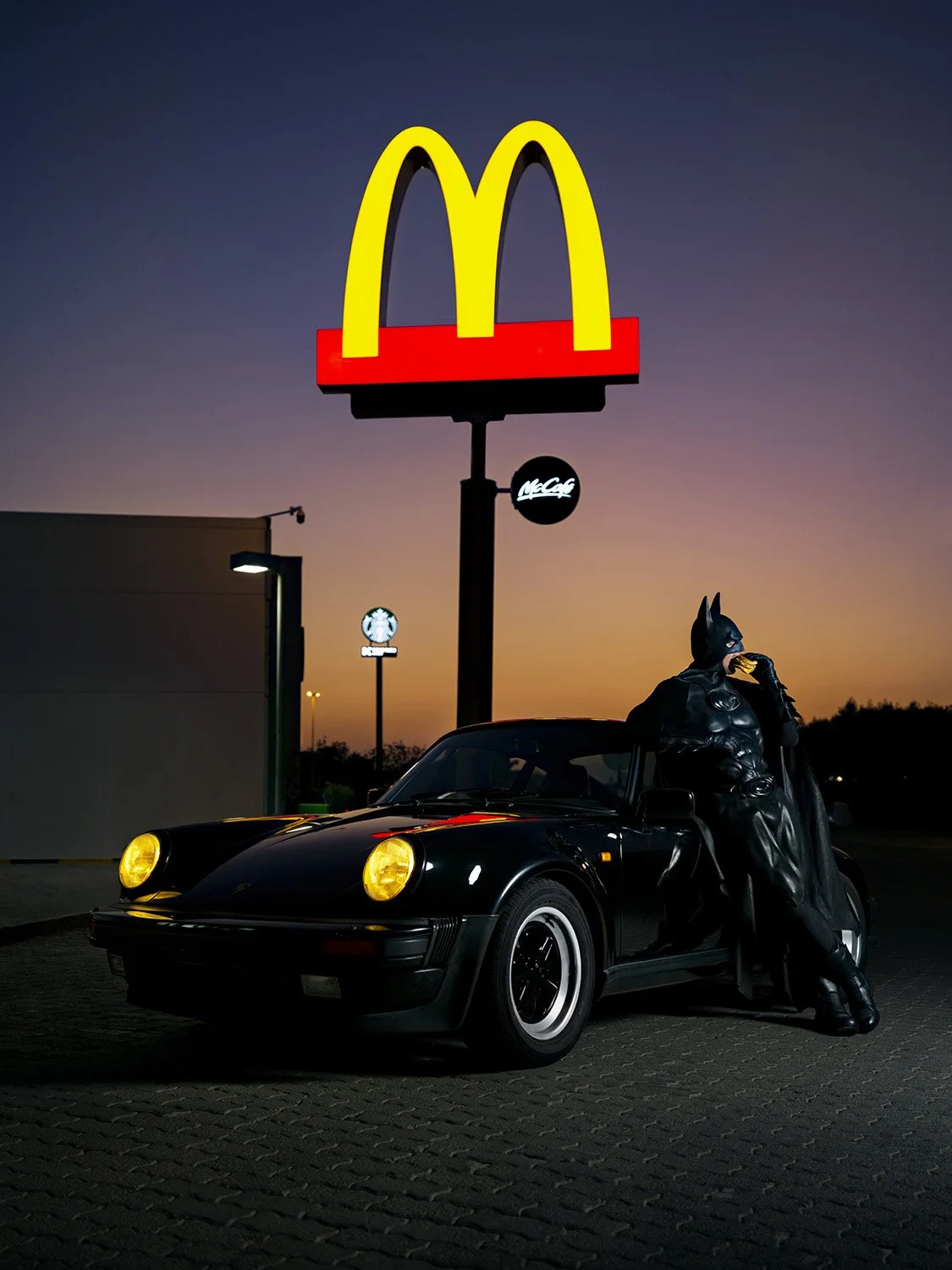Daily_Bat_2022_5_3_McBat_DSF7842_66x88.jpg