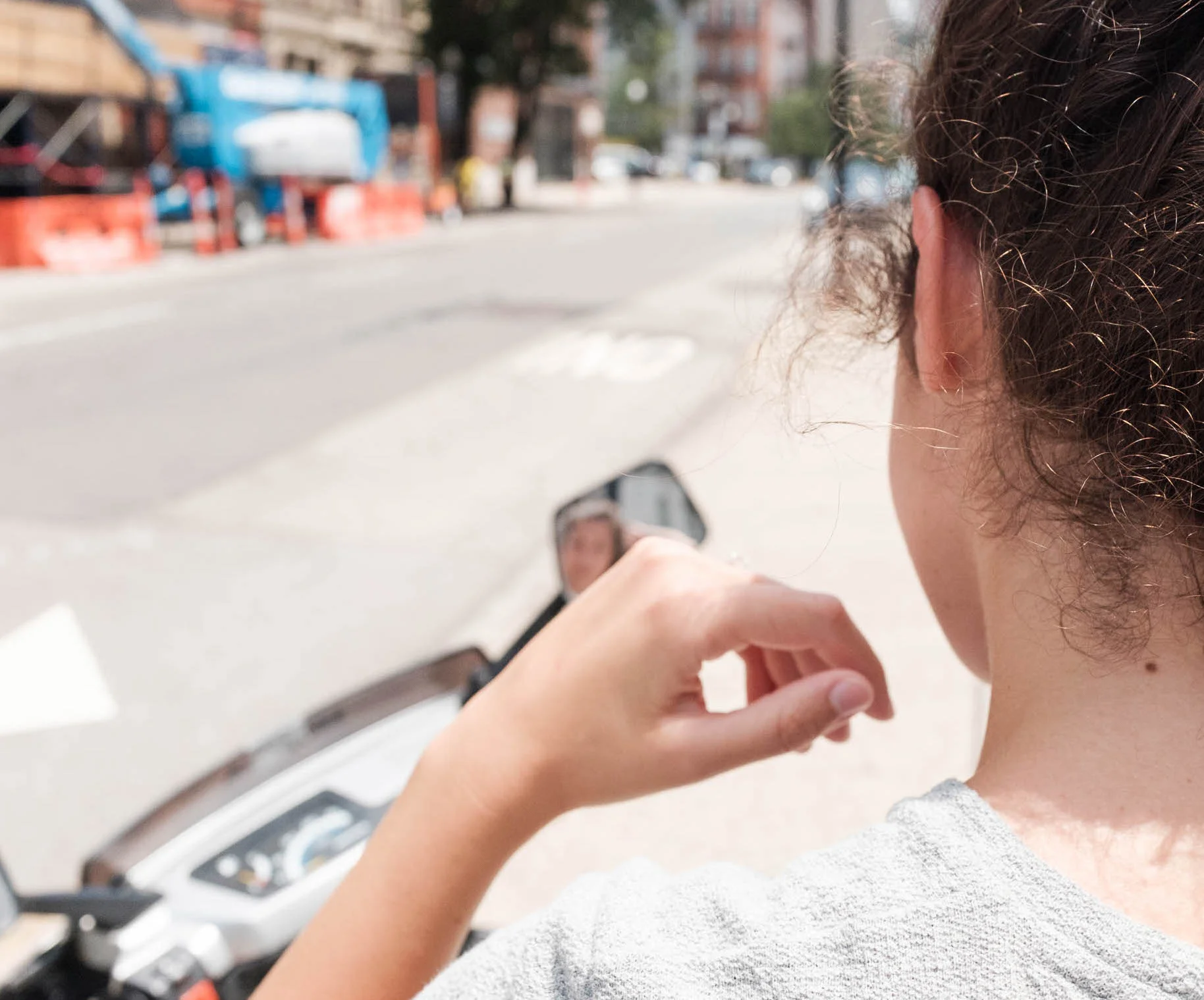 What's a summer day without some curly frizz?